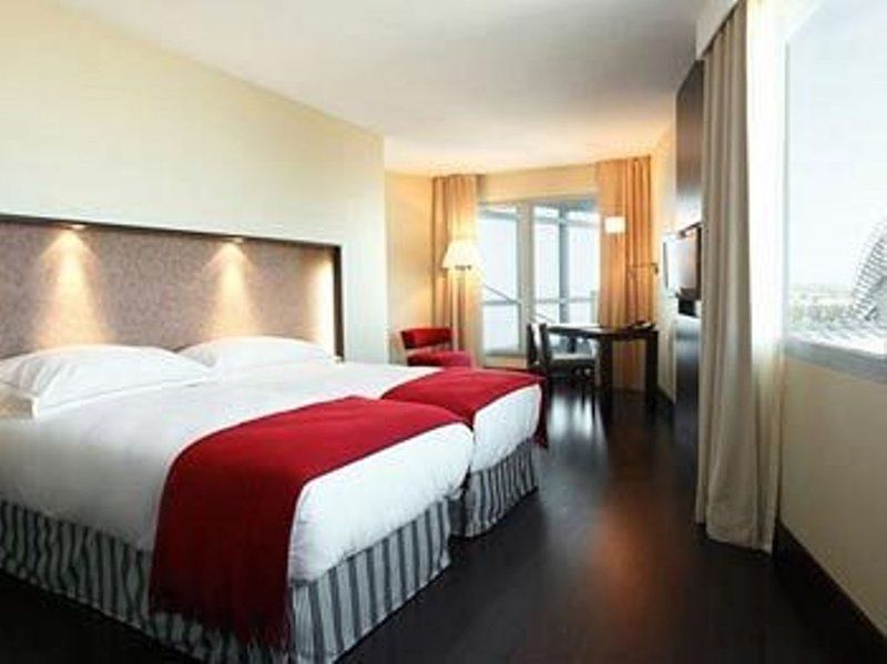 Hotel Nh Lyon Airport