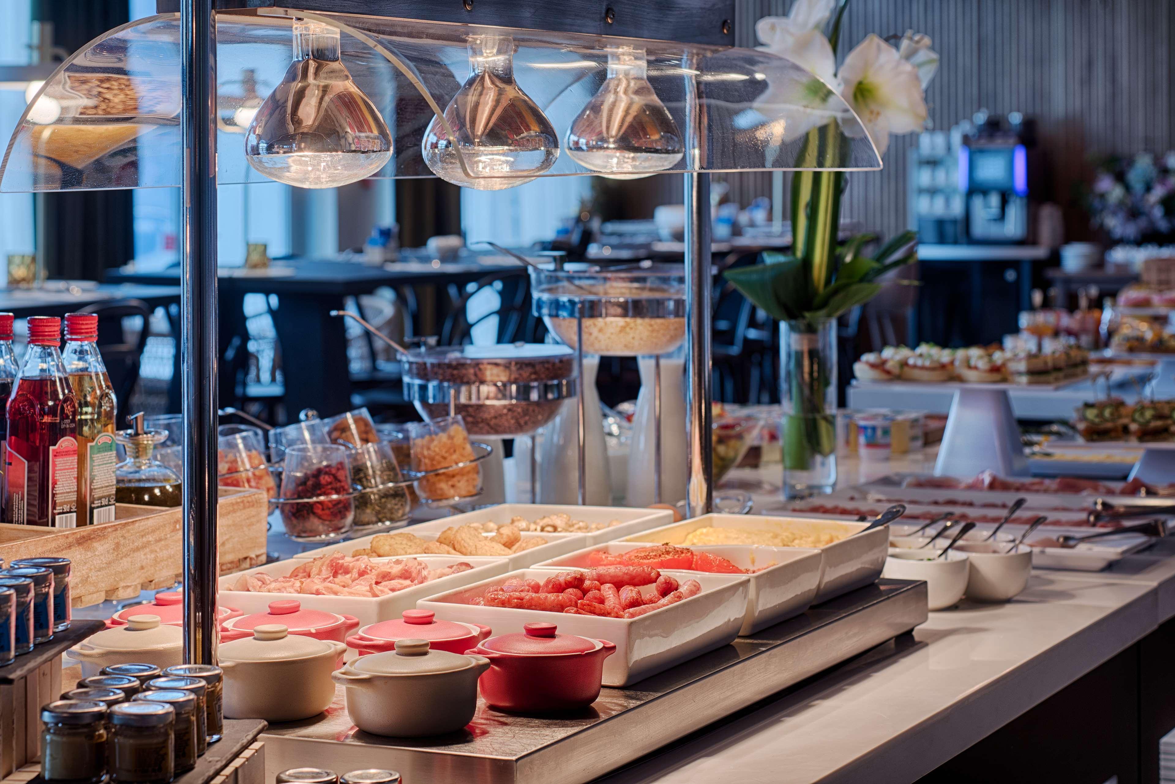Hotel Nh Lyon Airport 4*