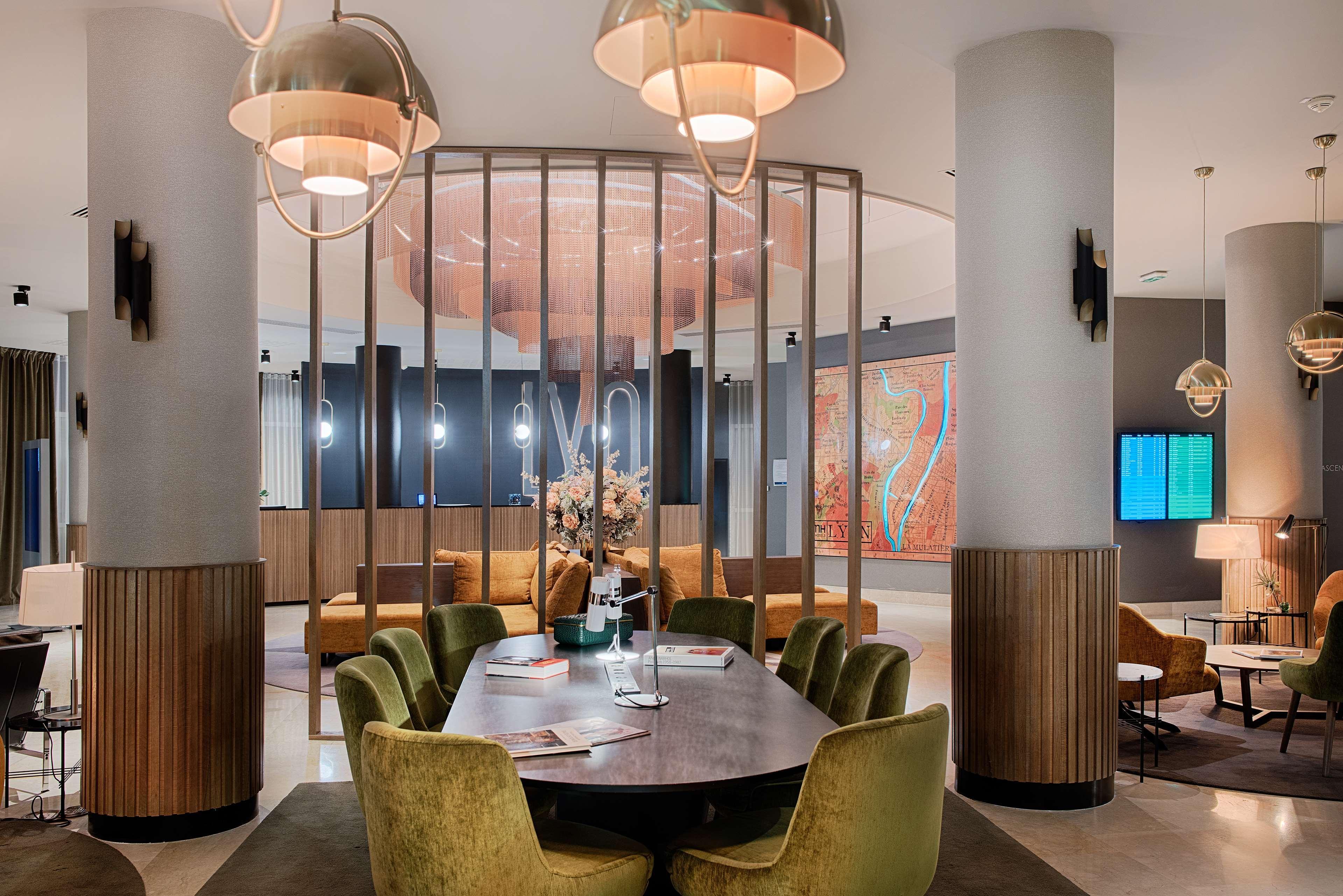 Nh Lyon Airport Hotel 4*